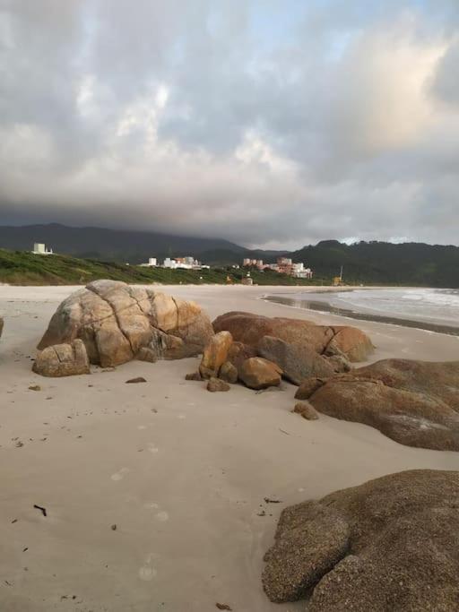 Apto 80M Da Praia Grande Vista Mar! Governador Celso Ramos Bagian luar foto