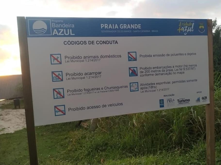 Apto 80M Da Praia Grande Vista Mar! Governador Celso Ramos Bagian luar foto