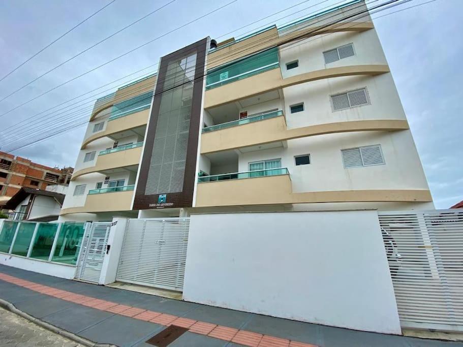 Apto 80M Da Praia Grande Vista Mar! Governador Celso Ramos Bagian luar foto
