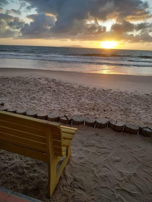 Apto 80M Da Praia Grande Vista Mar! Governador Celso Ramos Bagian luar foto